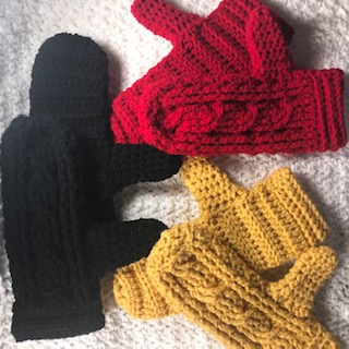 How to Crochet Cabled Mittens Tutorial
